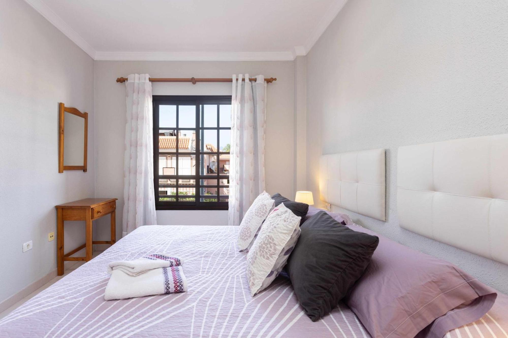 Agradable Piso Con Piscina & Playa Terraza Y Wifi Leilighet Costa Del Silencio Eksteriør bilde