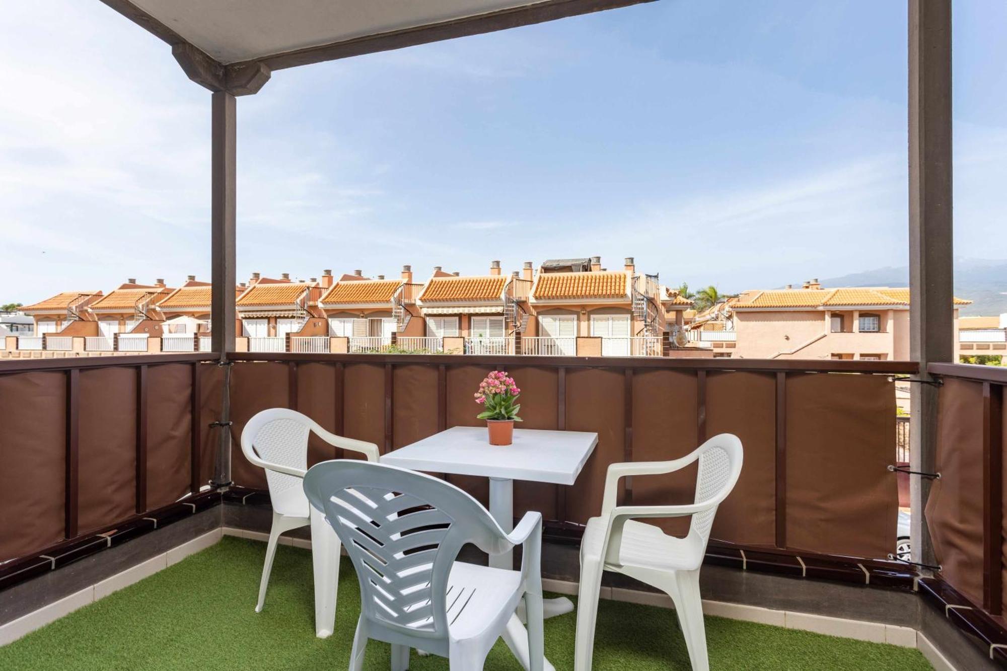 Agradable Piso Con Piscina & Playa Terraza Y Wifi Leilighet Costa Del Silencio Eksteriør bilde